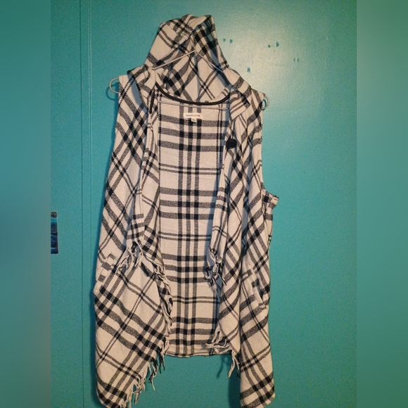 Rewind Jackets & Blazers - Rewind Black and White Plaid Hooded Vest With Hood And Pockets